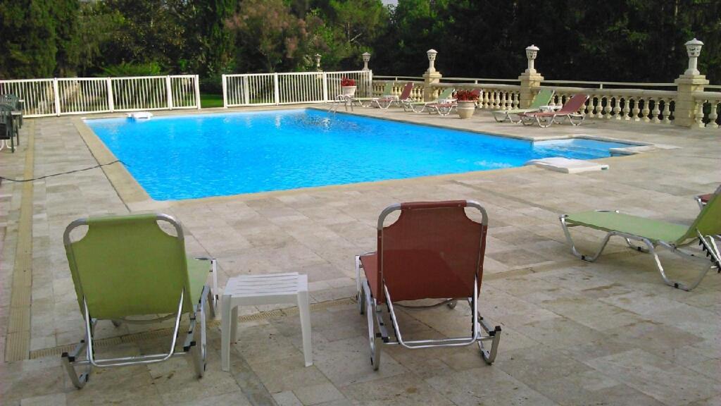Chateau De Rouffiac Bed & Breakfast Duravel Exterior photo