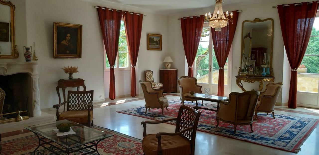 Chateau De Rouffiac Bed & Breakfast Duravel Exterior photo